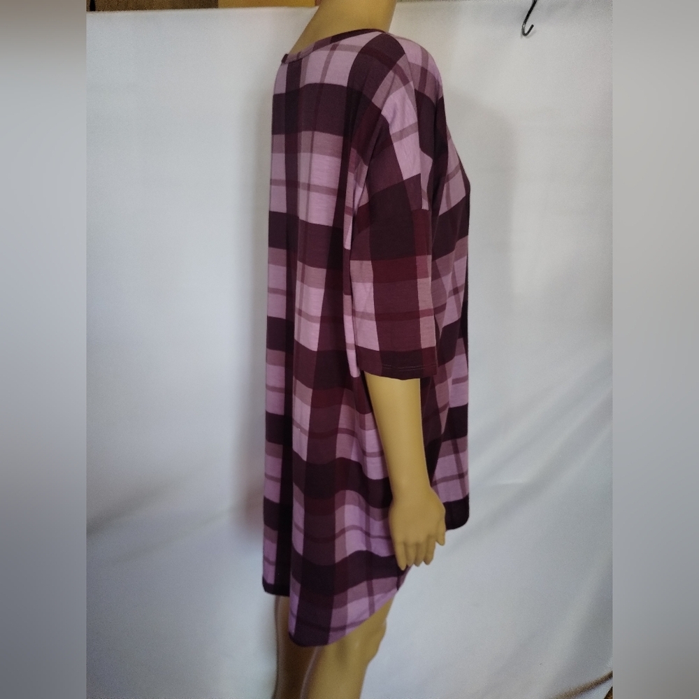 LuLaRoe Irma Tunic Top Size L Purple Plaid High Low Stretch Casual Comfy - Picture 2 of 6
